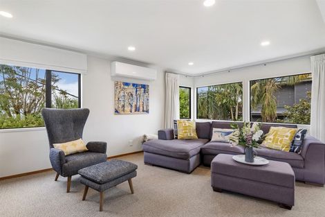 Photo of property in 9a Huntly Road, Campbells Bay, Auckland, 0630