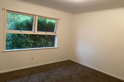 Photo of property in 23 Edgeworth Road, Glenfield, Auckland, 0629