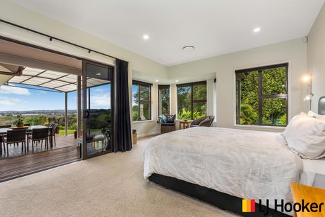 Photo of property in 39 Harry Dreadon Road, Opaheke, Papakura, 2584