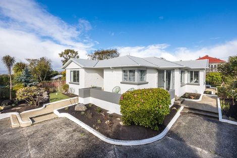 Photo of property in 33 Crosby Street, Mornington, Dunedin, 9011
