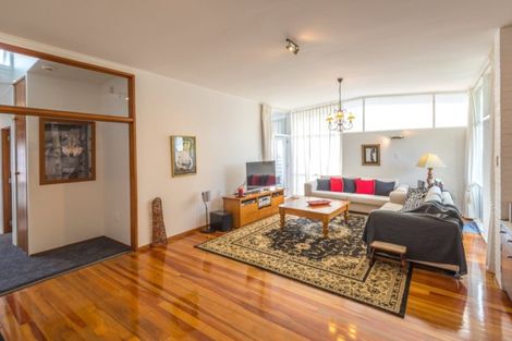 Photo of property in 30 Grassways Avenue, Pakuranga, Auckland, 2010