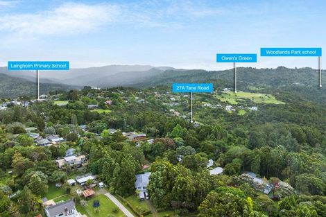 Photo of property in 27a Tane Road, Laingholm, Auckland, 0604
