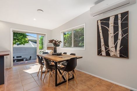 Photo of property in 93 Pembroke Street, Hamilton Lake, Hamilton, 3204