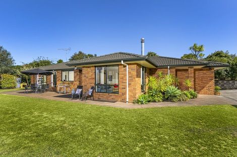 Photo of property in 25 Wyn Close, Kaukapakapa, 0871