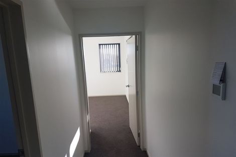 Photo of property in 33 Carole Crescent, Pakuranga, Auckland, 2010