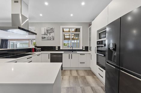 Photo of property in 210 Kimbolton Road, Feilding, 4702