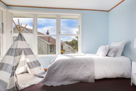 Photo of property in 15 Martin Street, Ranui, Porirua, 5024