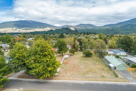 Photo of property in 39 Te Iwiheke Place, Turangi, 3334