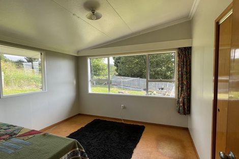 Photo of property in Kaitangata School, 48 Poole Street, Kaitangata, 9210