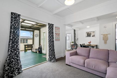 Photo of property in 167 Williams Street, Cambridge, 3434