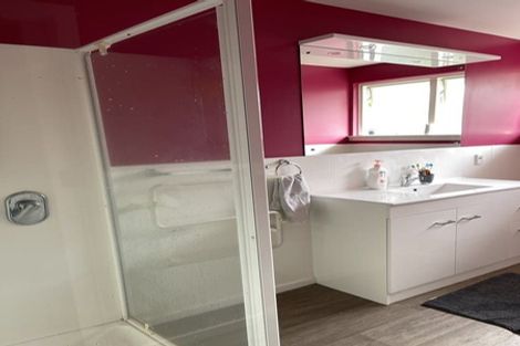 Photo of property in 2/5 Pitt Place, St Albans, Christchurch, 8014