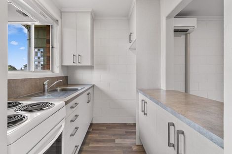 Photo of property in 5a Kowhai Street, Hamilton Lake, Hamilton, 3204