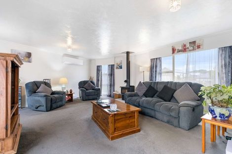 Photo of property in 10 Walnut Place, Owhata, Rotorua, 3010