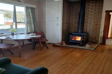 Photo of property in 7 Greenfield Street, Hector, 7822