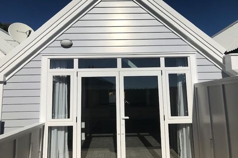 Photo of property in Pirie Street Townhouses, 22/35 Pirie Street, Mount Victoria, Wellington, 6011