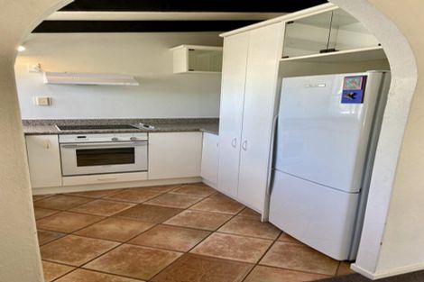 Photo of property in 35a Amapur Drive, Khandallah, Wellington, 6035