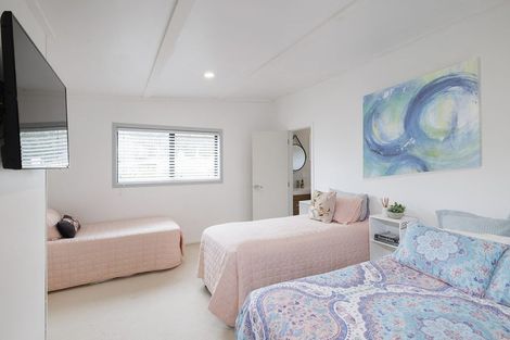 Photo of property in 42 Rangatira Drive, Mangakino, 3421