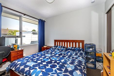 Photo of property in 2/10 Peer Street, Upper Riccarton, Christchurch, 8041