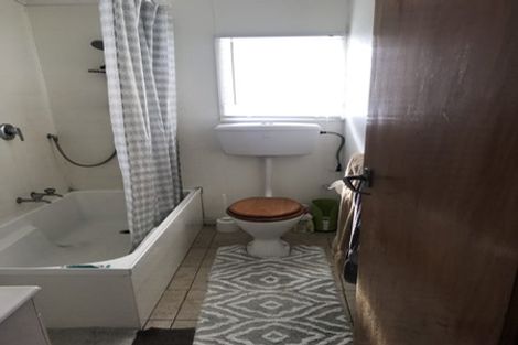 Photo of property in 14 Malfroy Road, Victoria, Rotorua, 3010