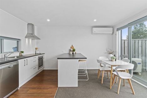 Photo of property in 31 Reynolds Place, Papamoa Beach, Papamoa, 3118