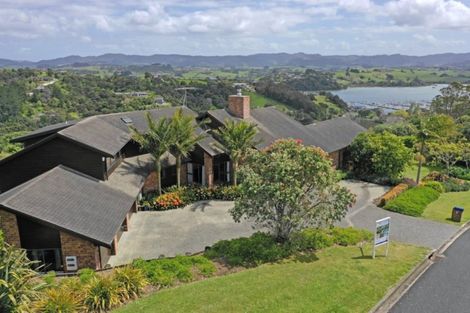 Photo of property in 9 Kotare Place, Sandspit, Warkworth, 0982