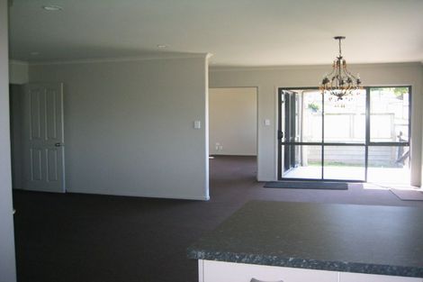 Photo of property in 10 Waipuna Grove, Welcome Bay, Tauranga, 3112