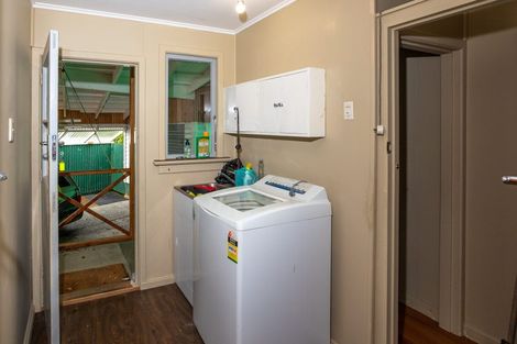 Photo of property in 6 Papatotara Road, Tuatapere, 9620