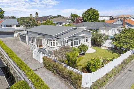 Photo of property in 4 Cambrai Avenue, Mount Roskill, Auckland, 1041
