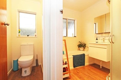 Photo of property in 6 Windlesham Place, Wakefield, 7025