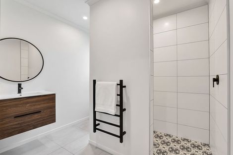 Photo of property in 71 Cyrus Street, Whalers Gate, New Plymouth, 4310