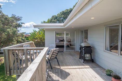 Photo of property in 25 Stratford Drive, Cable Bay, 0420