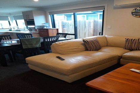 Photo of property in 21 North Ridge Drive, Rototuna North, Hamilton, 3210