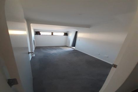 Photo of property in 31 Percy Dyett Drive, Karori, Wellington, 6012