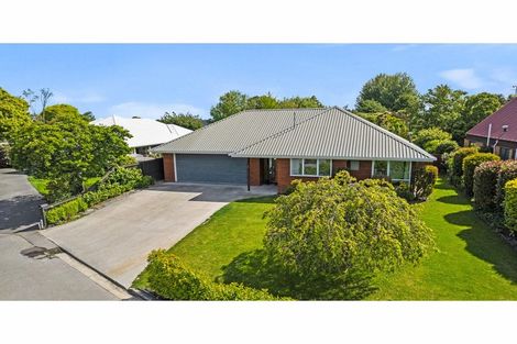 Photo of property in 4 Fountainhead Lane, Hillmorton, Christchurch, 8025