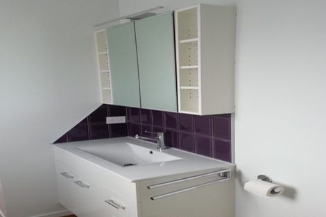 Photo of property in 26 Archibald Road, Kelston, Auckland, 0602