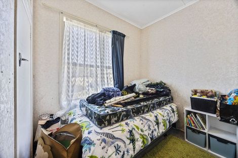 Photo of property in 8a Fitzroy Street, Normanby, Hawera, 4614