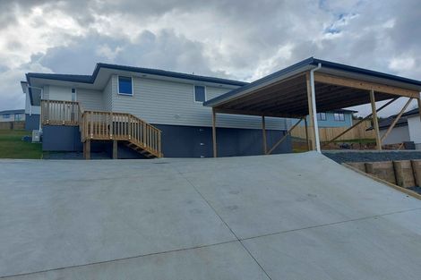 Photo of property in 3 Silver Fern Way, Woodhill, 0110