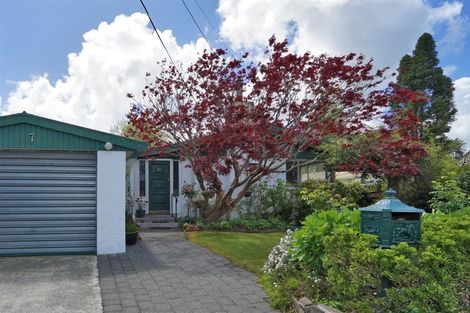 Photo of property in 17 Cranwell Place, Hillcrest, Hamilton, 3216