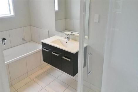 Photo of property in 9 Station Street, Hobsonville, Auckland, 0616