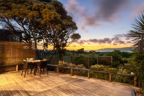 Photo of property in 73 Manly Street, Paraparaumu Beach, Paraparaumu, 5032