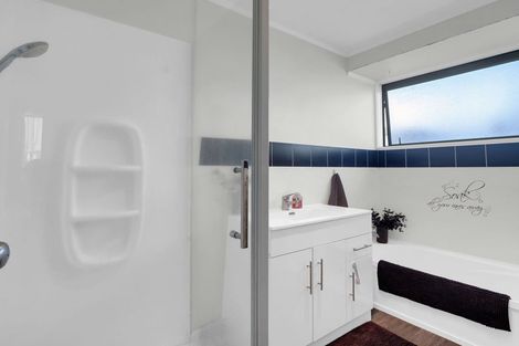 Photo of property in 5 Pringle Place, Nawton, Hamilton, 3200