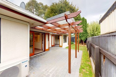 Photo of property in 5a Franklin Avenue, Hokowhitu, Palmerston North, 4410