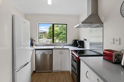 Photo of property in 35b Tiromoana Road, Raumati South, Paraparaumu, 5032