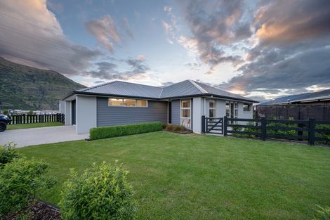Photo of property in 42 Stalker Road, Lower Shotover, Queenstown, 9304