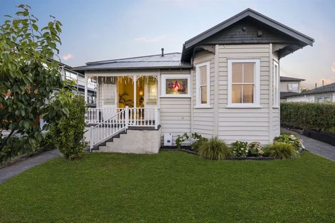 Photo of property in 12 Haverstock Road, Sandringham, Auckland, 1025