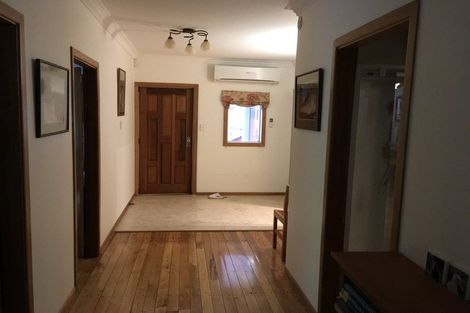 Photo of property in 25 Wyndham Road, Pinehaven, Upper Hutt, 5019