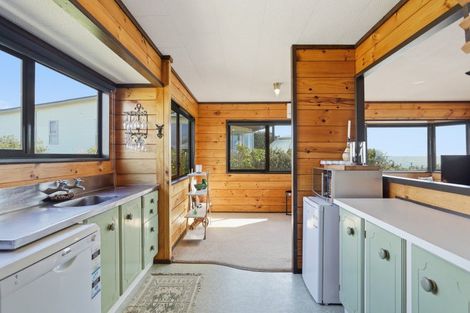 Photo of property in 171 Pukehina Parade, Pukehina, 3189