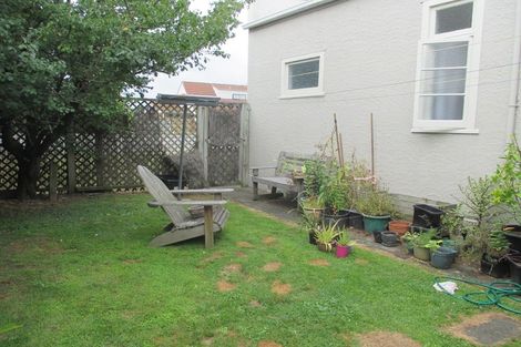 Photo of property in 29-31 Rangitira Avenue, Palmerston North, 4414