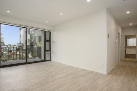 Photo of property in 101/165 Lake Road, Northcote, Auckland, 0627