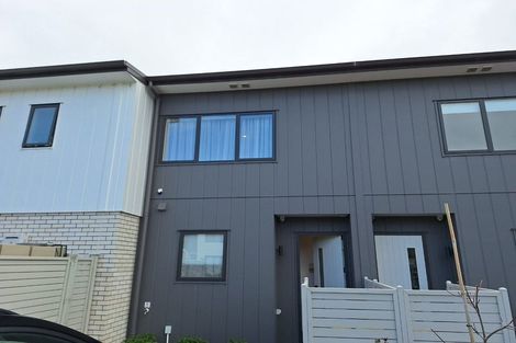 Photo of property in 8 Katikati Drive, Manurewa, Auckland, 2102